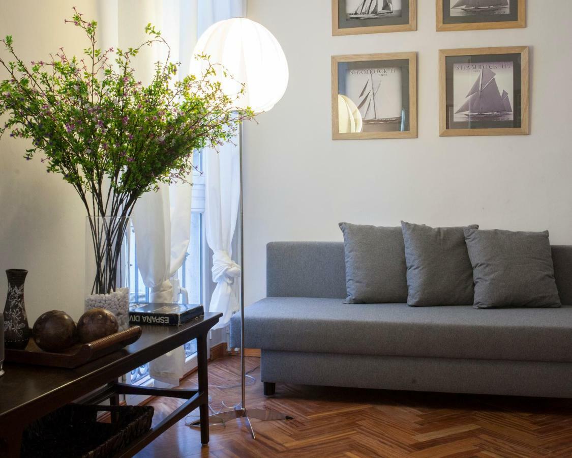 マドリードElegante Piso Junto Al Museo Del Pradoアパートメント エクステリア 写真